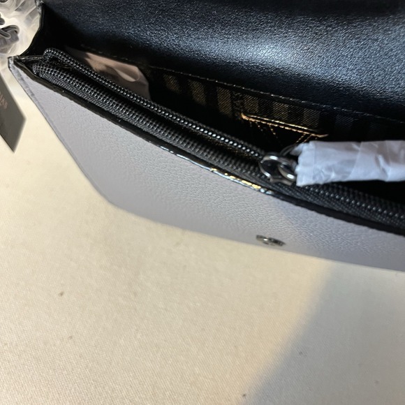 Victoria's Secret Tech Wristlet Cellphone ID Card Wallet Purple 6 7/8"x 4.5" NWT - Picture 10 of 14